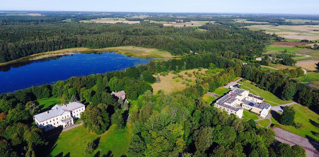 Hotel Plinksiu Plinkšės Buitenkant foto