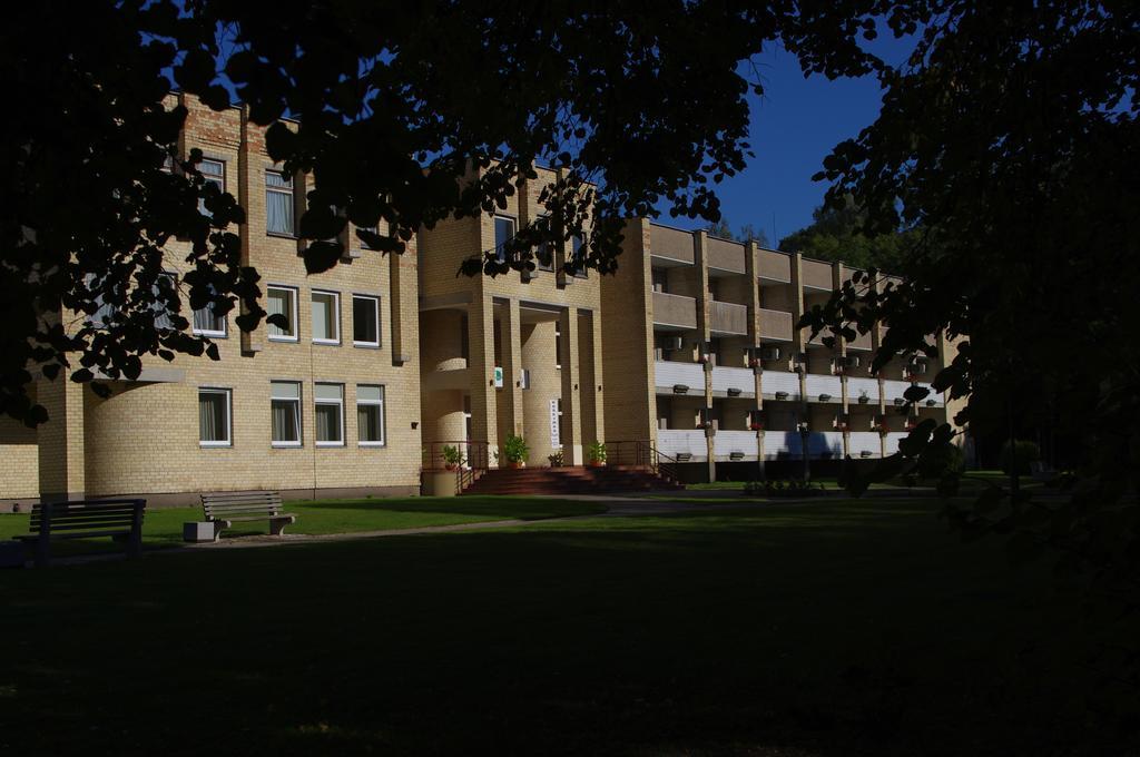 Hotel Plinksiu Plinkšės Buitenkant foto